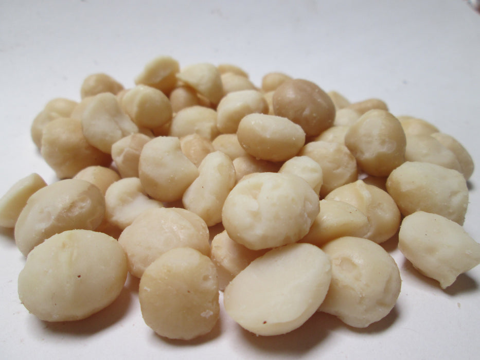 Raw Macadamia Nuts, 25 lbs/case