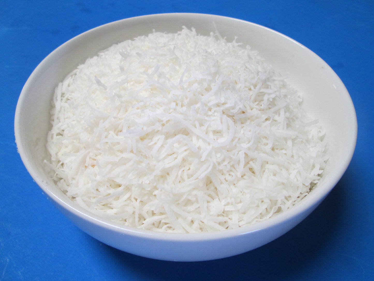 Natural Coconut medium Shreds , 25 lbs / case