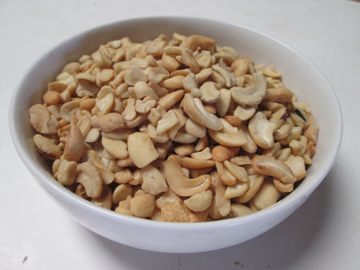 Roasted Cashew Pieces 25 lbs / case