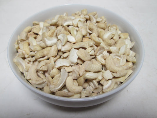 Organic Raw Cashew Pieces, 25 lbs / case