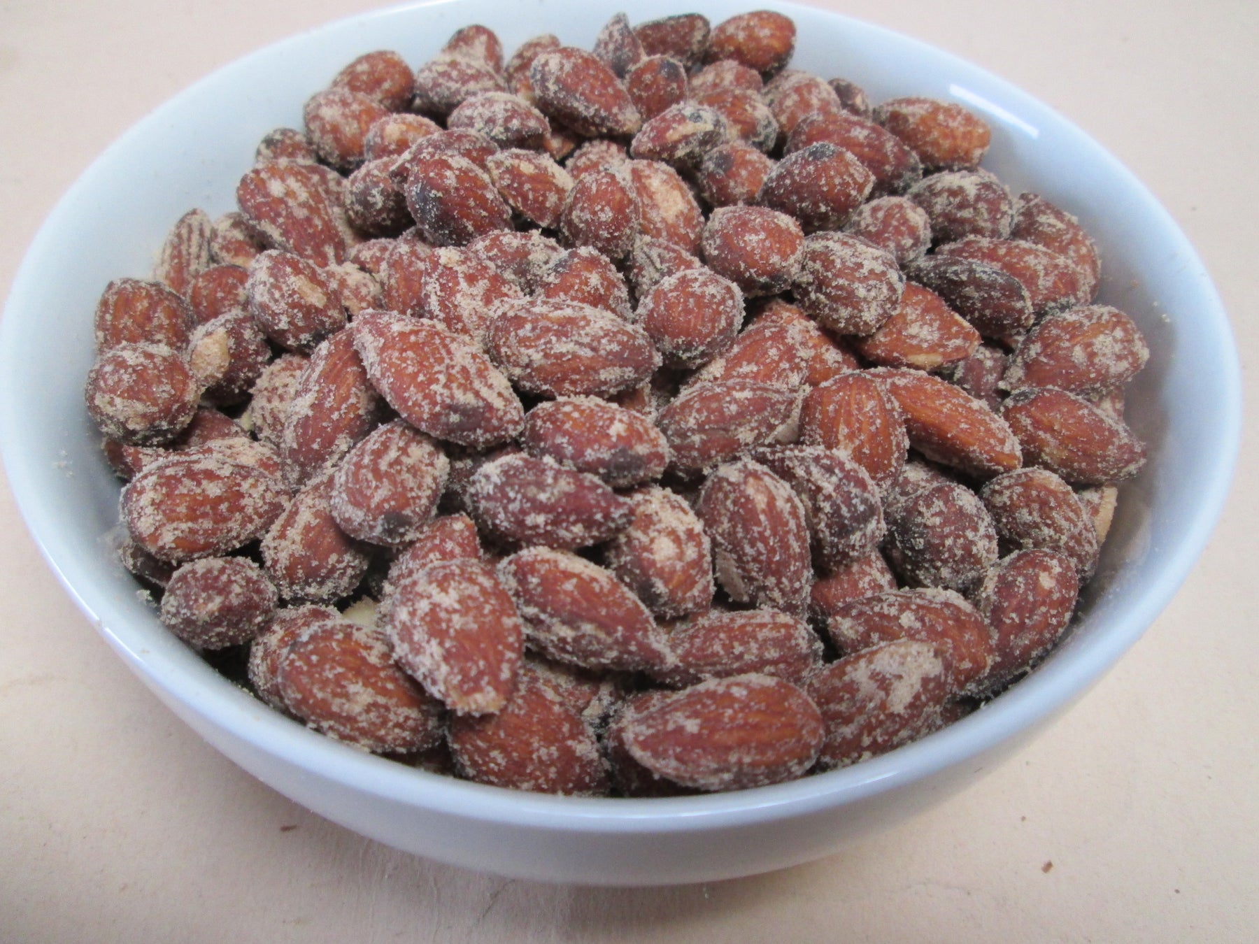Smoked & Roasted Almonds, 25 lbs / case