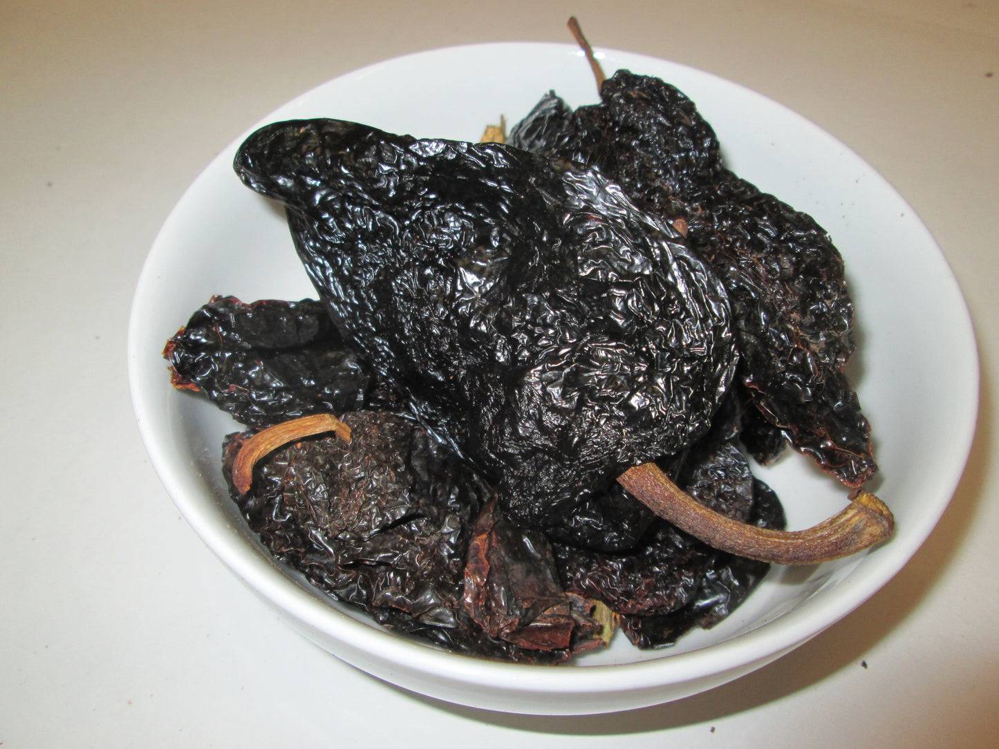 Dried Mulato Chiles , 30 lbs